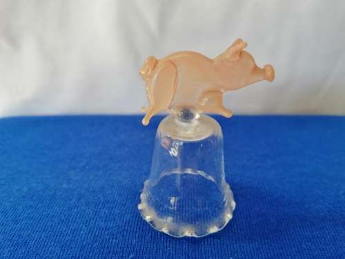 Glass Thimble  Pink Pig