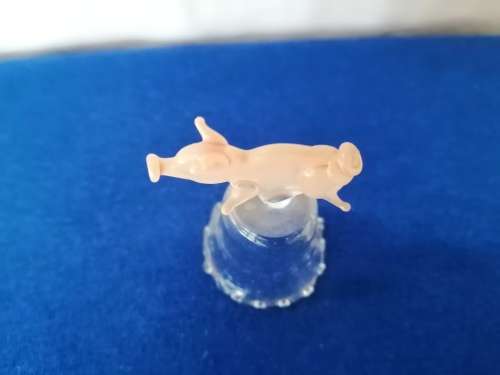 Glass Thimble  Pink Pig