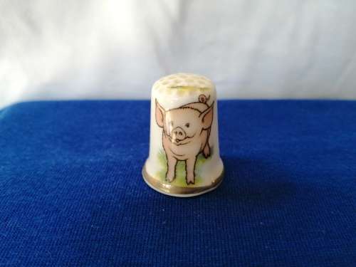 Bone China Thimble Pink Pig