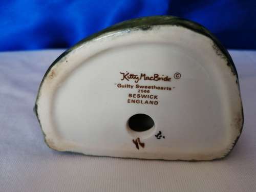 Vintage Beswick Kitty Macbride Mice Figurine Guilty Sweethearts 2566