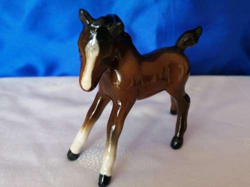 Beswick Horse Foal Small Gambolling Model # 996 Brown Gloss