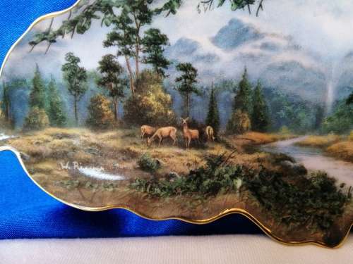 `Elegance of nature` Plate By Wendy Reeves Bradford Exchange #
