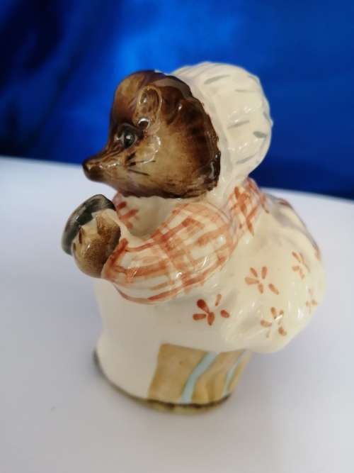 Beswick Beatrix Potters Mrs Tiggy Winkle 1107/2 #