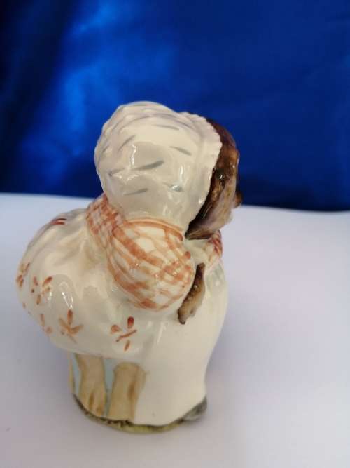 Beswick Beatrix Potters Mrs Tiggy Winkle 1107/2 #