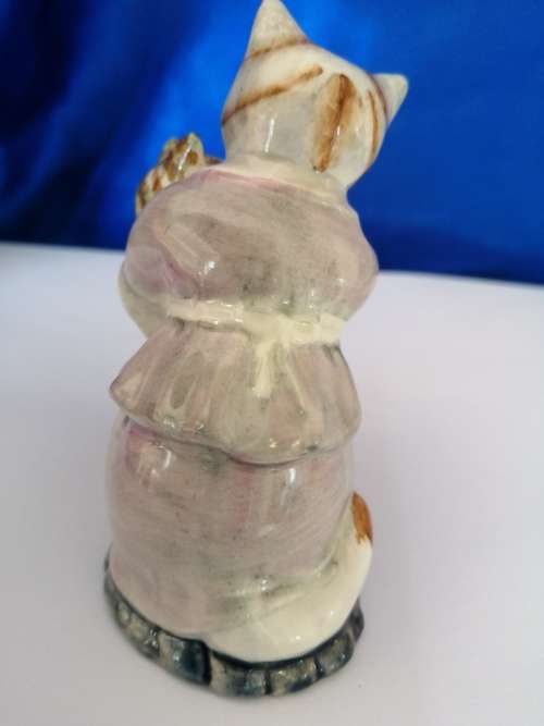 Beswick Beatrix Potters Tabitha Twitchitt and Miss Moppet 2544 #