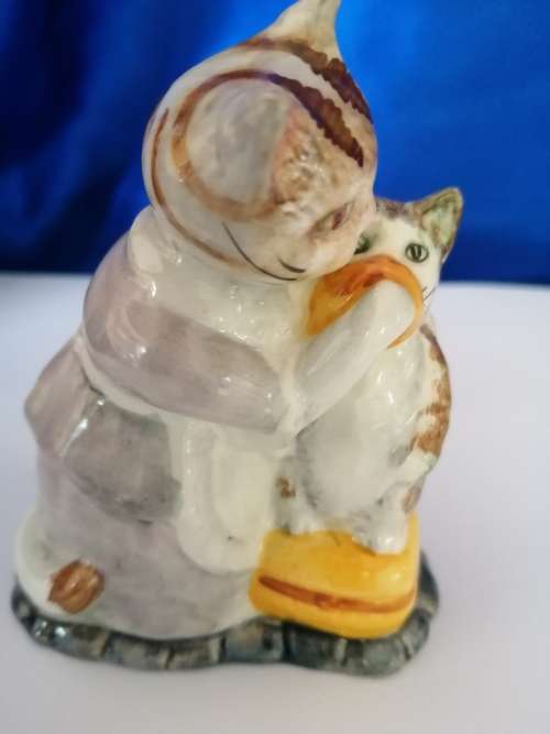 Beswick Beatrix Potters Tabitha Twitchitt and Miss Moppet 2544 #