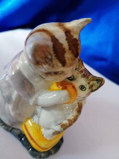 Beswick Beatrix Potters Tabitha Twitchitt and Miss Moppet 2544 #