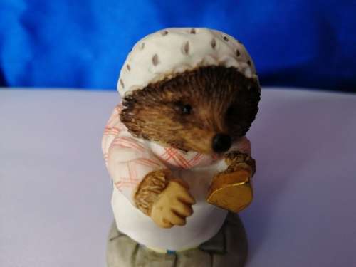 Border Fine Arts Beatrix Potters Mrs Tiggywinkle  #
