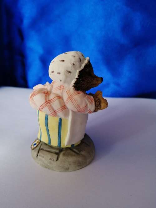 Border Fine Arts Beatrix Potters Mrs Tiggywinkle  #