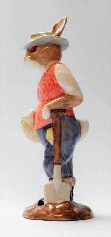 Beswick Gardener Rabbit English Country Folk Original Model No. ECF3