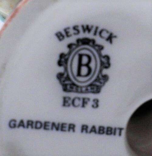 Beswick Gardener Rabbit English Country Folk Original Model No. ECF3