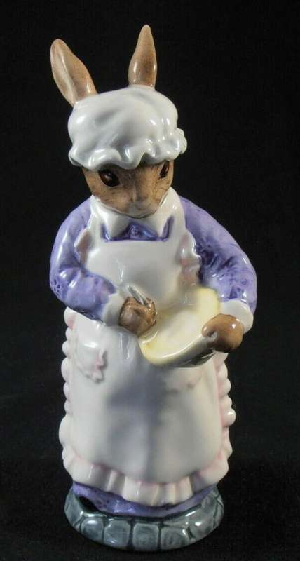 Beswick Mrs Rabbit Cooking English Country Folk Original Model No. ECF7