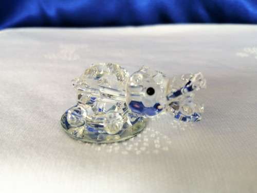Stunning Crystal Glass Hippo on Mirror