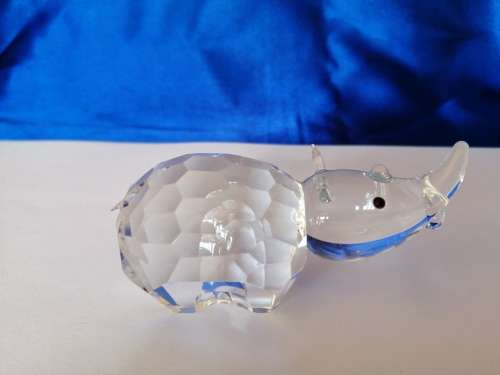 Stunning Crystal Glass Rhino