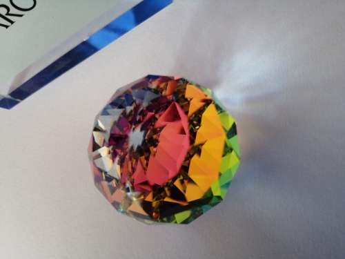 GENUINE Swarovski Crystal Stunning Medium Paperweight *