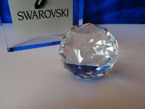 GENUINE Swarovski Crystal Stunning Medium Paperweight *