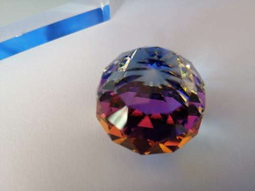 GENUINE Swarovski Crystal Stunning Small Paperweight *