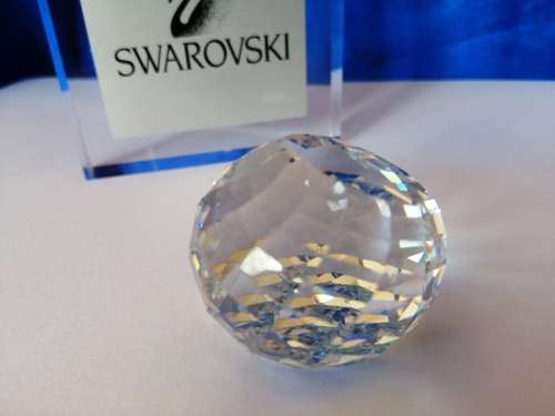 GENUINE Swarovski Crystal Stunning Medium Paperweight *