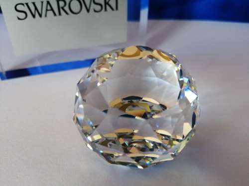 GENUINE Swarovski Crystal Stunning Medium Paperweight *