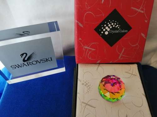 SWAROVSKI CRYSTAL STUNNING COLOUR PINK ORANGE YELLOW TO GREEN PAPERWEIGHT