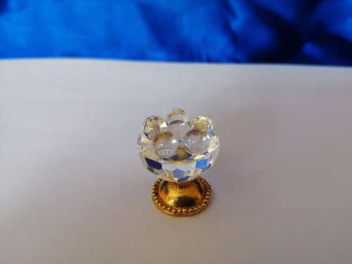 Stunning Crystal Glass Fruit Bowl with Gold trim