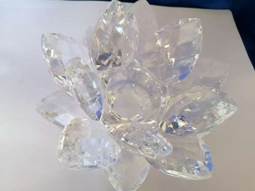 Stunning Crystal Glass Giant Waterlily Candle Holder