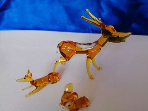 Stunning vintage blown glass Bambi family