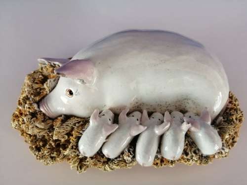 Signed BASIL MATTHEWS Original Sculpture Art Pottery - Sow w Piglets