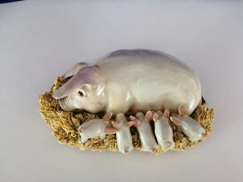 Signed BASIL MATTHEWS Original Sculpture Art Pottery - Sow w Piglets