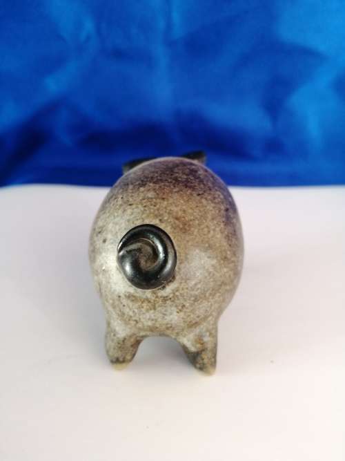 Very Cute Potbelly Pottery Pig