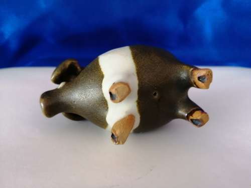 Very Cute Potbelly Pottery Pig