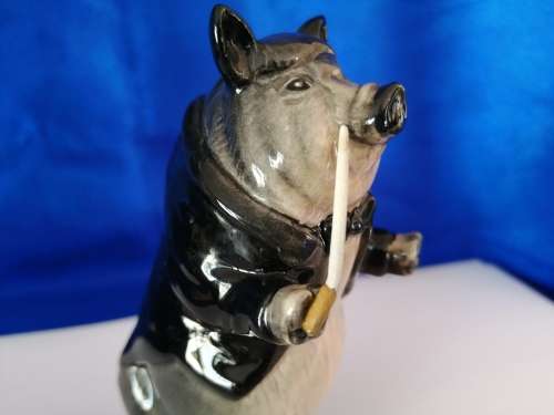 Beswick Pig Prom John The Conductor Player Figurine Model PP1