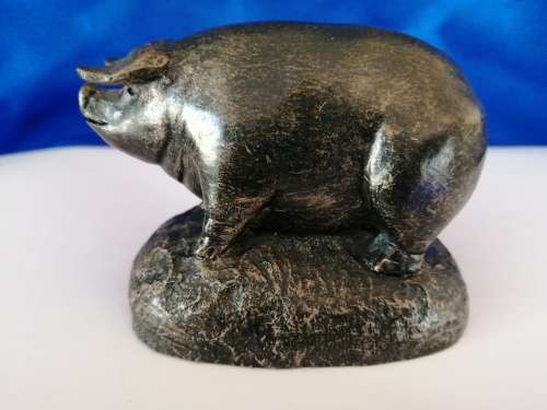 Bronze look Chubby Pig