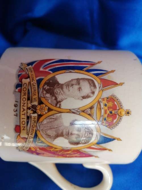 Coronation mug King George VI and Queen Elizabeth 12 May 1937