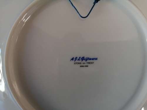 Stunning AJL Gifthouse Cute Long Haired Tabby Cat Plate