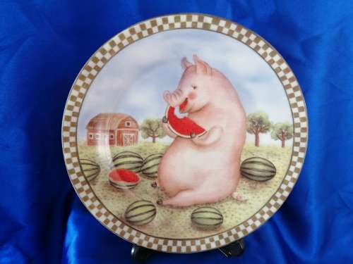 Stunning Pig Piggy Plate for Display