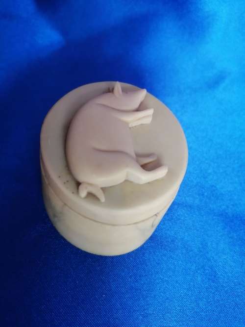 Crushed Marble Trinket Pig Pot