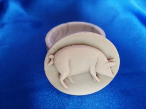 Crushed Marble Trinket Pig Pot