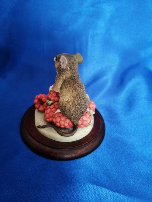 Border Fine Arts - 'Mouse & Raspberries' - MM03 - Made in Scotland