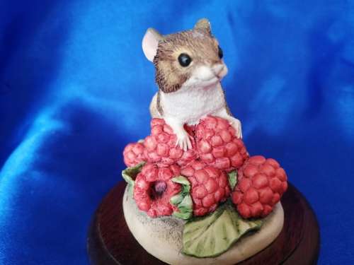 Border Fine Arts - 'Mouse & Raspberries' - MM03 - Made in Scotland