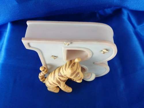Disney Classic Winnie the Pooh Piglet Alphabet Letter B Wall Nursery Decor Tigger