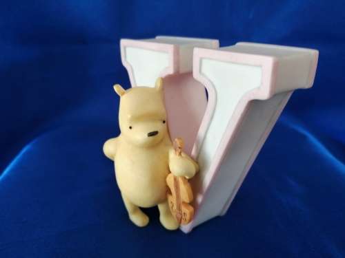 Disney Classic Winnie the Pooh Piglet Alphabet Letter V Wall Nursery Decor Pooh