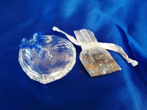 Swarovski Crystal Sweet Lidded Heart Jewel Box with small crystals
