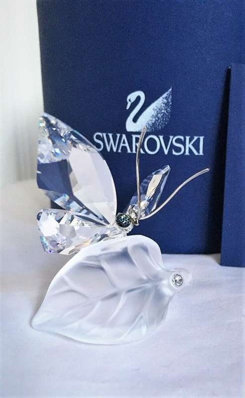 SWAROVSKI SILVER CRYSTAL `BUTTERFLY ON LEAF` #