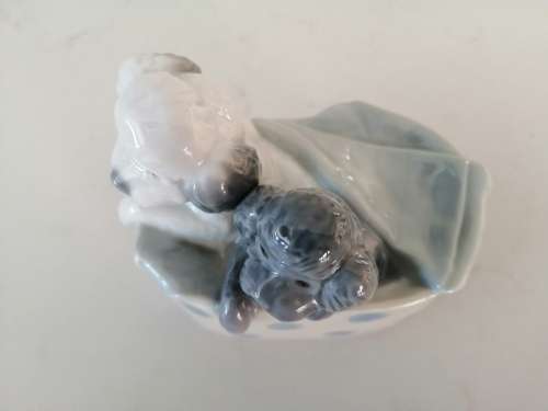 Nao by Lladro Porcelain Figurine, Poodles and Dots In Box #1082 #