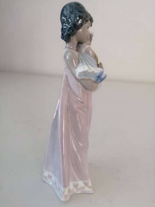 1993 Retired Lladro #5608  Baby Doll  Black Legacy