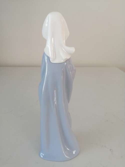 Lladro NAO Porcelain Praying Daisa Nun Virgin Mary Girl Figure #