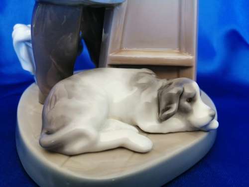 Lladro Figurine LITTLE SCULPTOR by Antonio Ramos. Boy + Dog #5358 / 1985