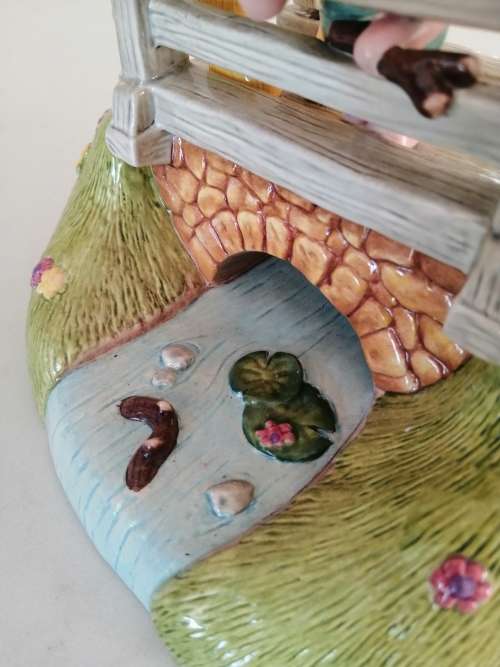 RARE POOH STICKS TABLEAU COLLECTABLES LIMITED EDITION WP 84 DISNEY ROYAL DOULTON