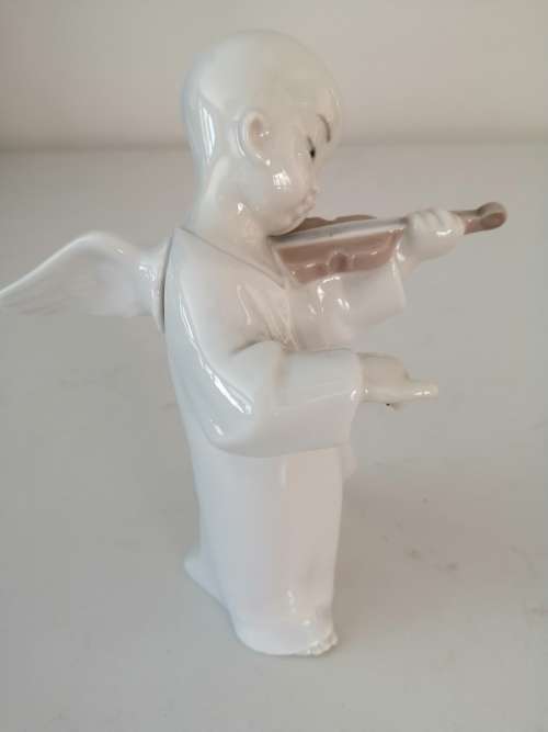 Vintage Lladro 4536 Asian Angel Boy Violin 1971-1974 Retired.